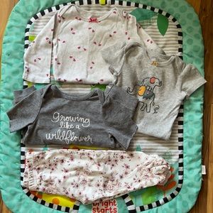 4 Pieces - Girls 6/9, 9 Month Clothes